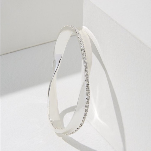 Tommy Bahama Jewelry - Tommy Bahama Twisted Silver Crystal Bracelet